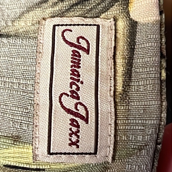 Jamaica Jaxx Mens Camp Shirt‎ L Gray Silk Button Down Up Hawaiian Floral Luau - Picture 5 of 10